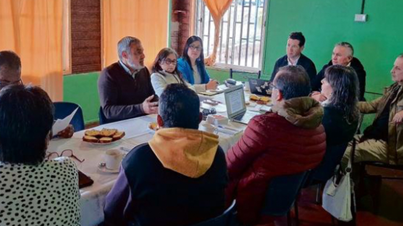 Vecinos y autoridades se unen para mejorar alcantarillado en Pelancura