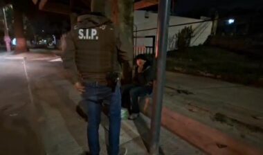 Carabineros de Cartagena detiene a cinco personas que eran buscadas por la justicia durante despliegue en la comuna