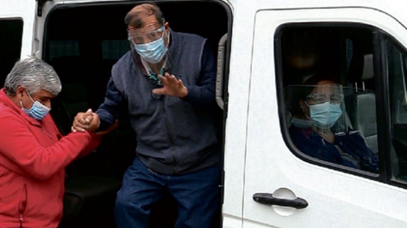 Pacientes dializados están preocupados por continuidad de servicio de transporte