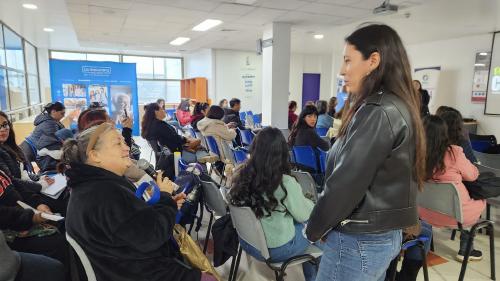 Municipalidad de San Antonio fortalece competencias de emprendedores con taller de branding y marketing digital
